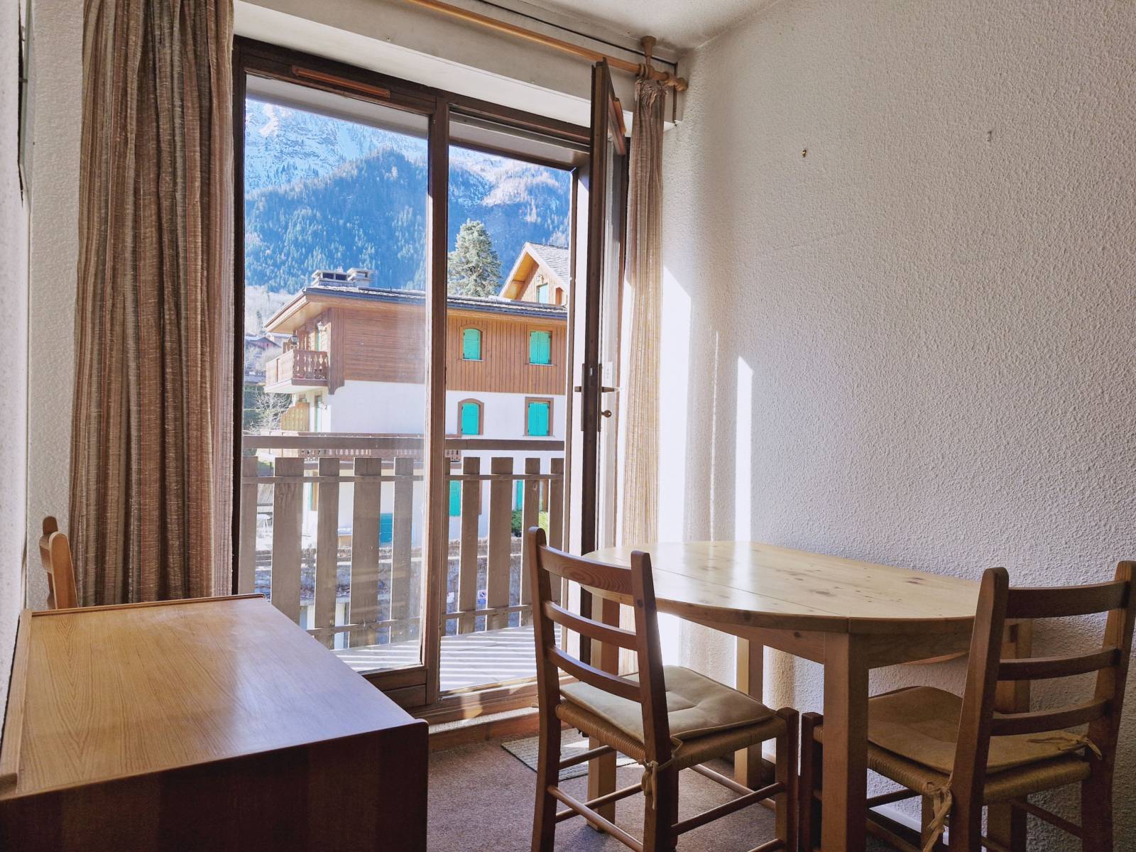 Appartement 2 pièces, 1 chambre à vendre au centre des Houches 74310 avec vue panoramique sur la chaîne du Mont Blanc