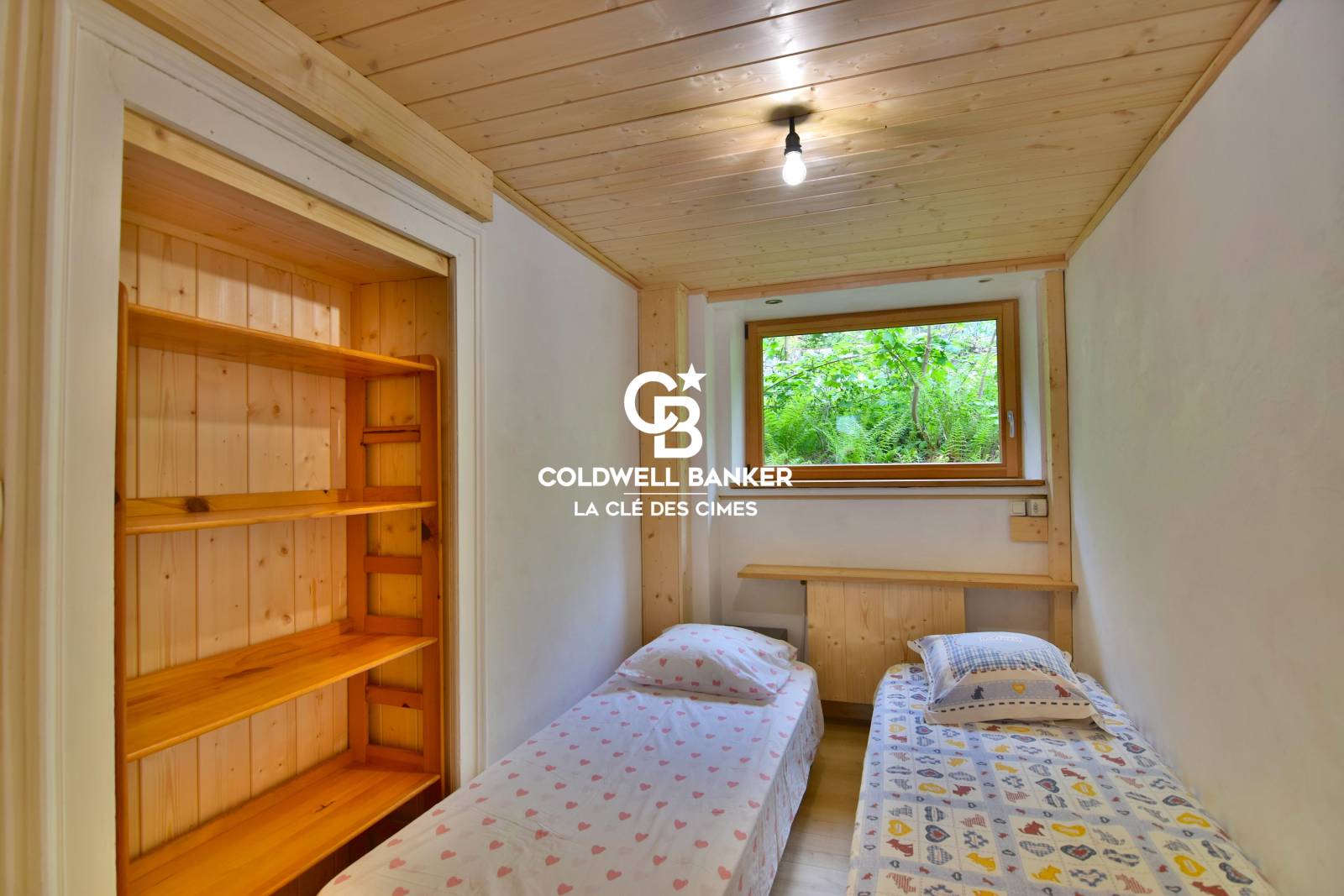 A vendre appartement 4 pièces à Chamonix 74400 situé aux Moussoux, 3 chambres, 79m² dans une petite copropriété