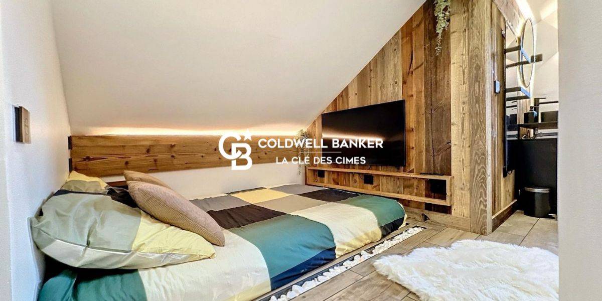 chambre en suite avec salle de douche 