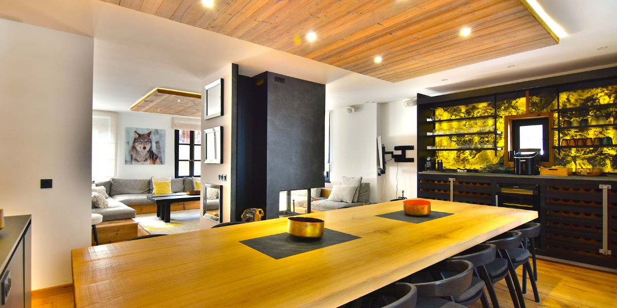 A acheter maison de village rénovée récemment avec ses 8 chambres située à Chamonix au coeur du secteur d'Argentière