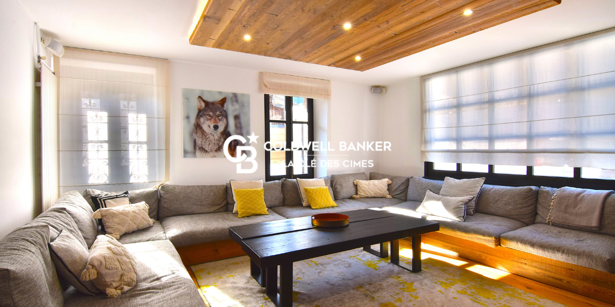 A acheter maison de village rénovée récemment avec ses 8 chambres située à Chamonix au coeur du secteur d'Argentière