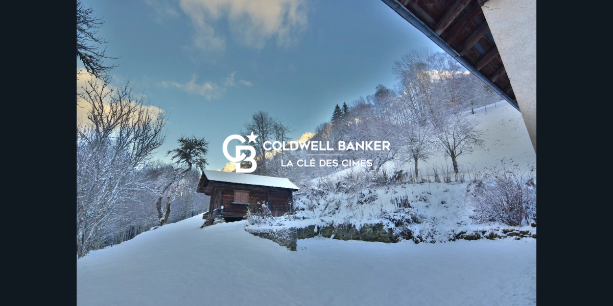 Ferme à rénover à vendre, d'une surface de 250m² situé à CHAMONIX dans le secteur des Bossons
