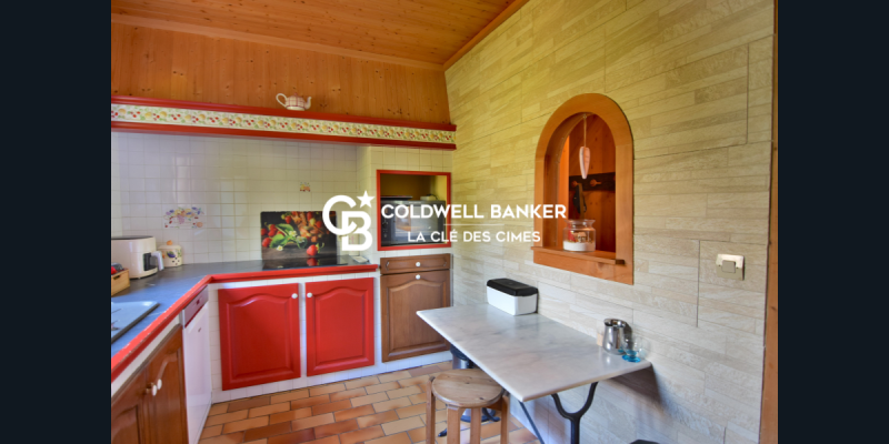 Maison à acheter aux Houches, à proximité immédiate de Servoz, 4 chambres 117m² sur un terrain de 789m²